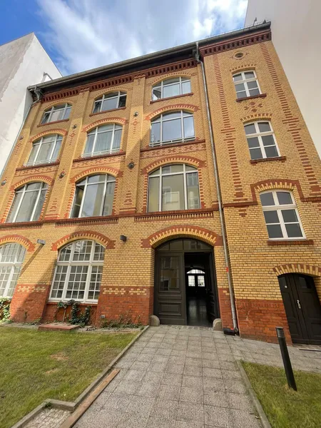 Luxus-Loft in denkmalgeschütztem Fabrikgebäude im Herzen Prenzlauer Bergs — photo 1